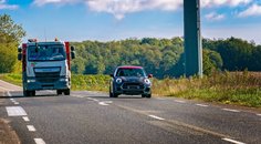 Jak správně a bezpečně předjíždět Jak správně a bezpečně předjíždět